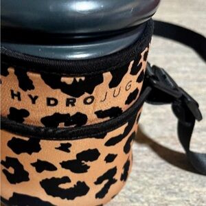 HydroJug with leopard Tan and Black cross body carrier